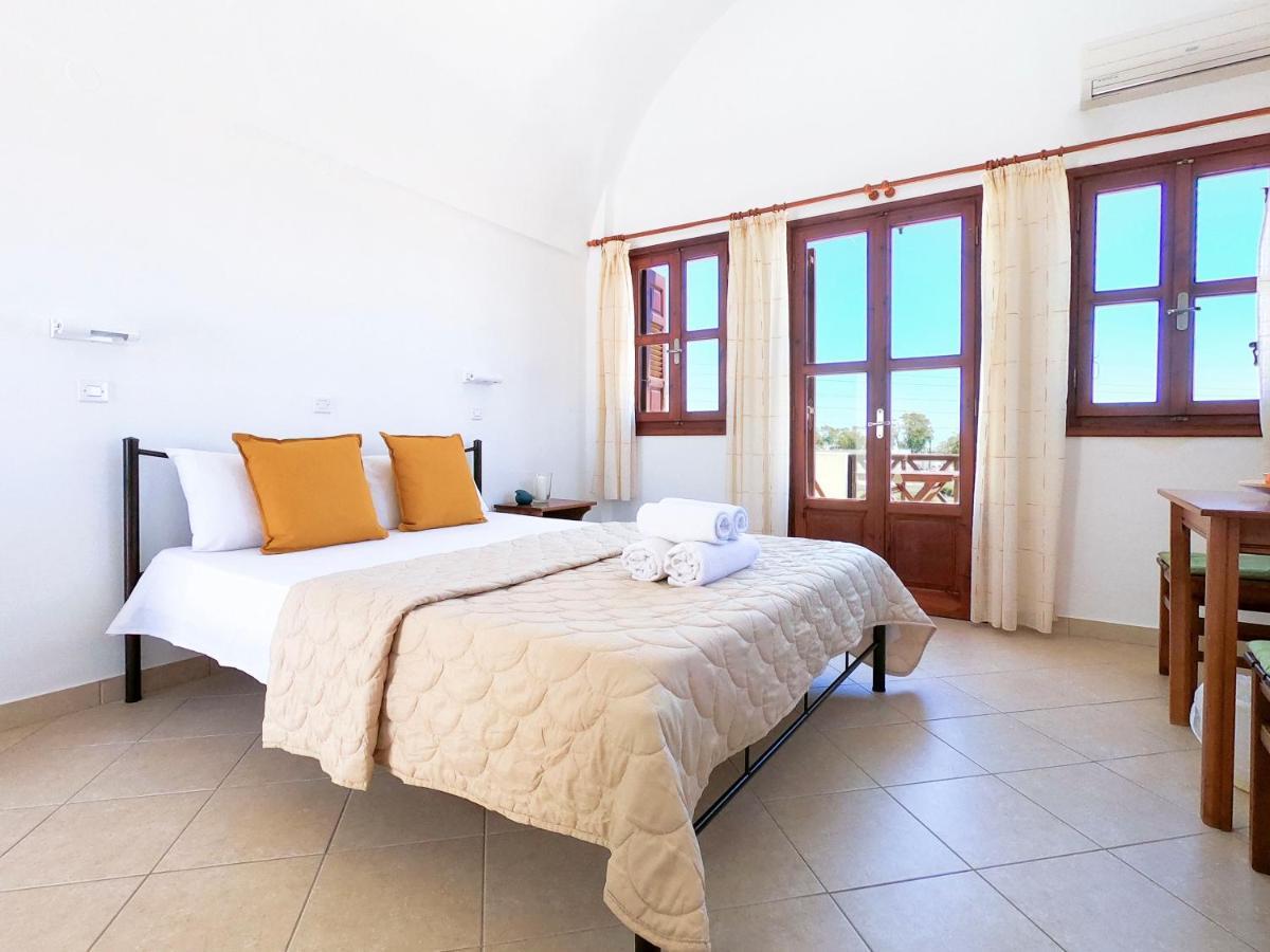 Almyra Villa 페리사 외부 사진