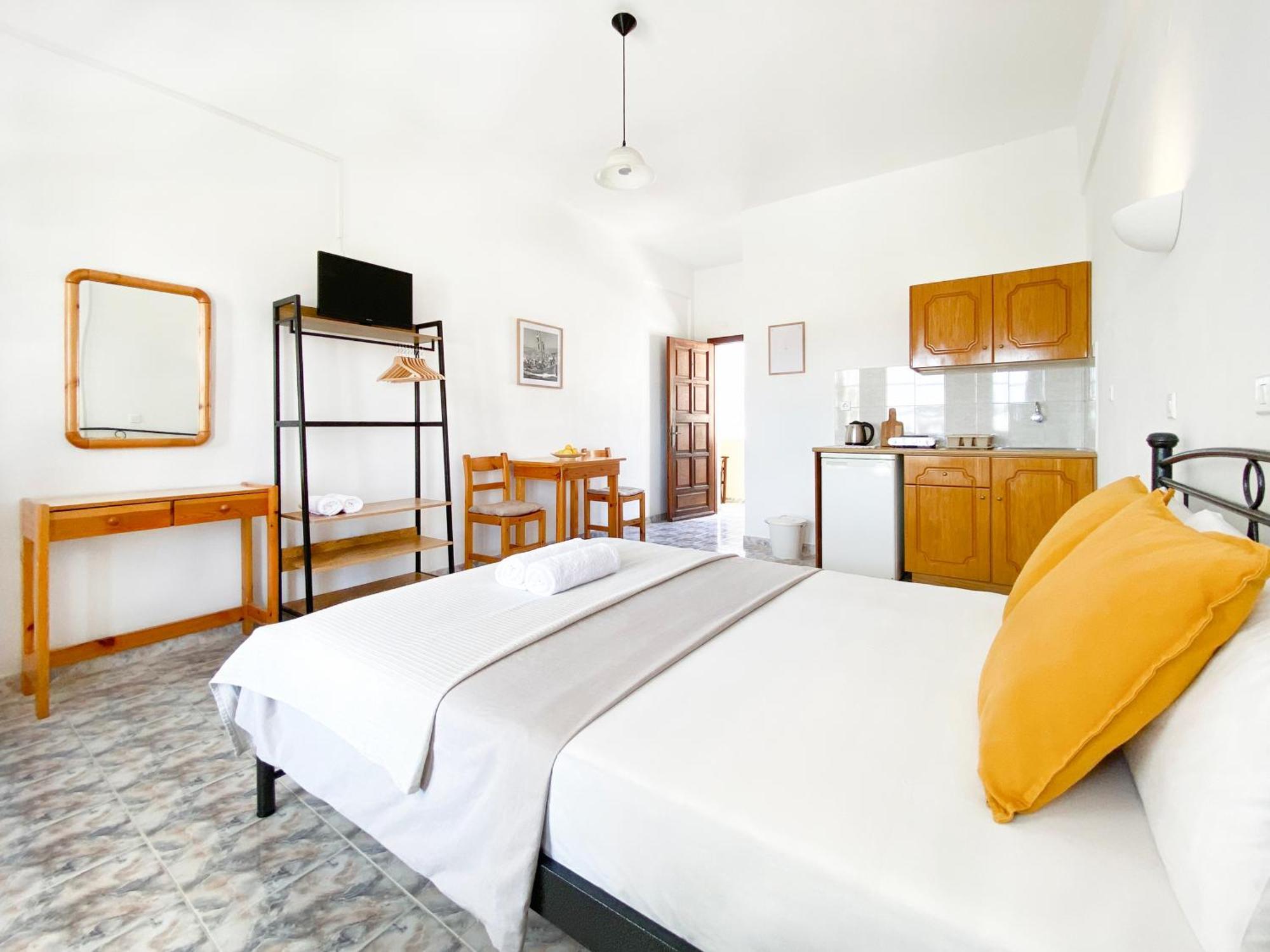 Almyra Villa 페리사 객실 사진